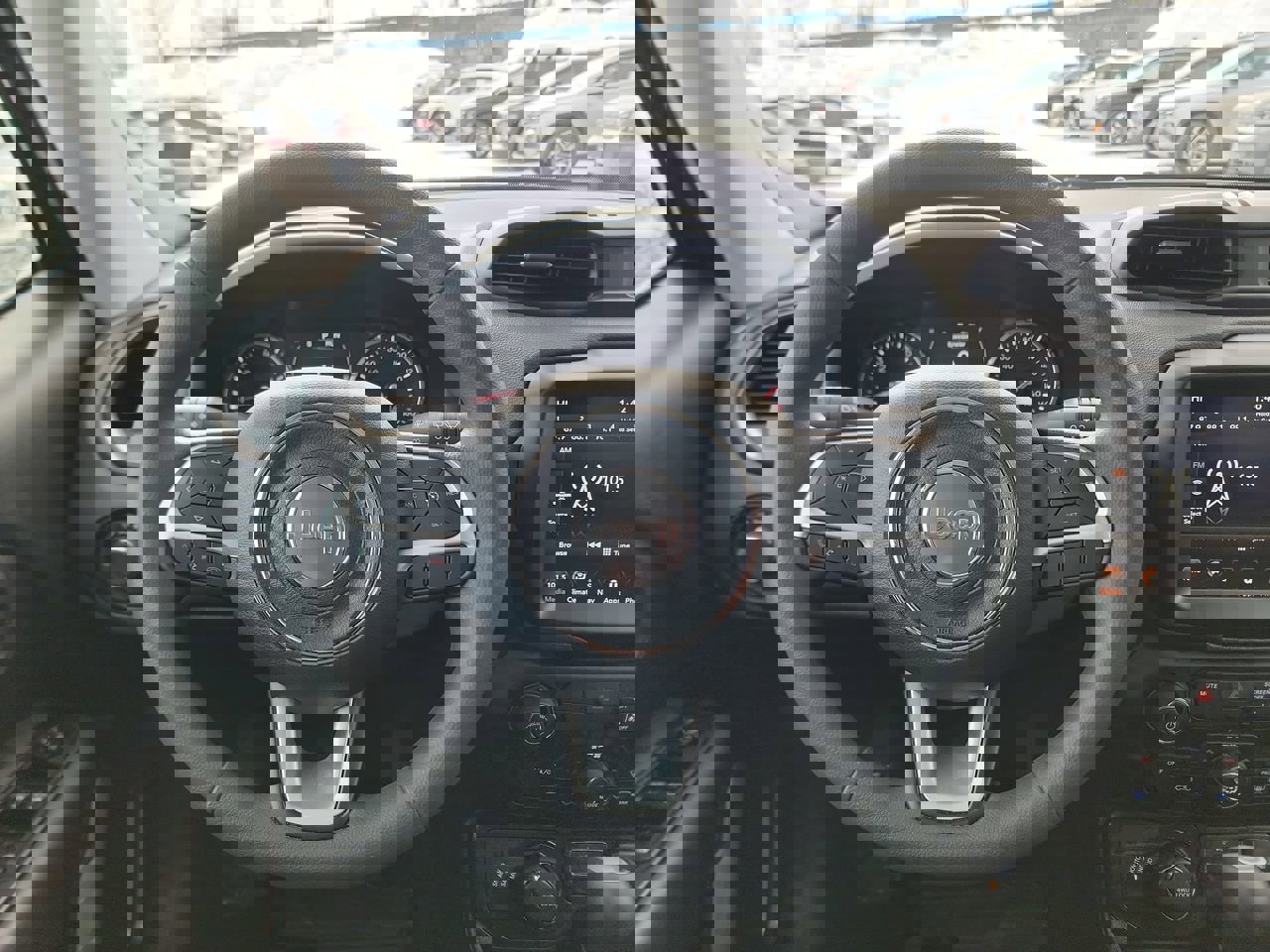 Used 2023 Jeep Renegade Latitude image 14