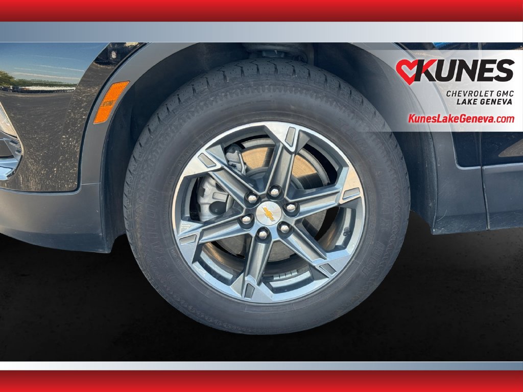 Used 2025 Chevrolet Blazer LT AWD/4WD image 12