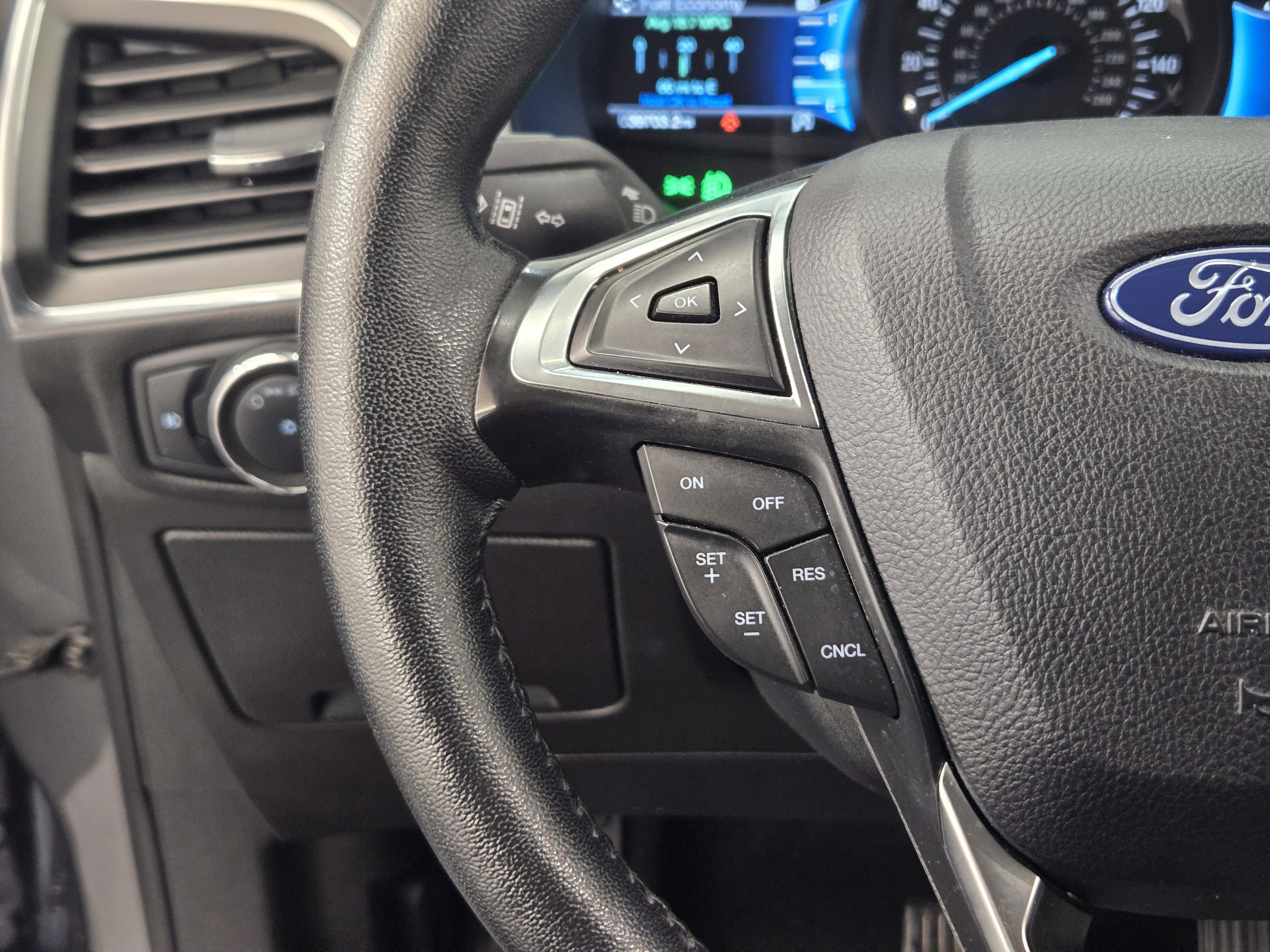 Certified 2024 Ford Edge Titanium AWD/4WD image 26