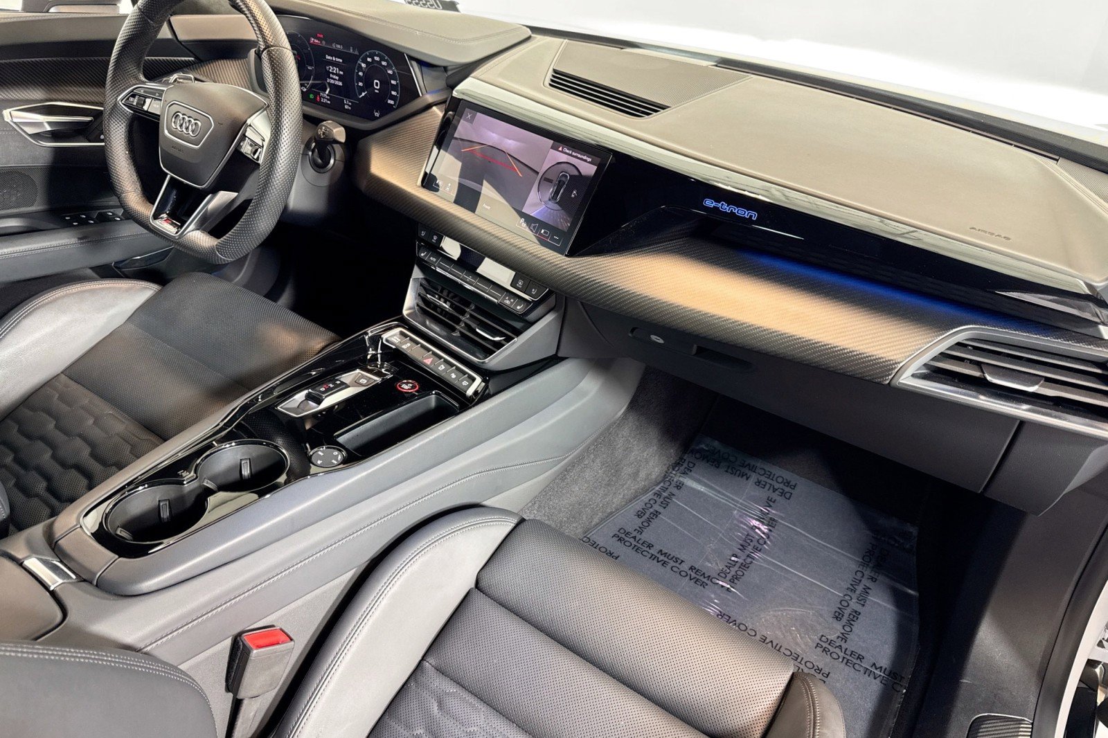 Used 2024 Audi RS e-tron GT w/ Carbon Performance Package image 27