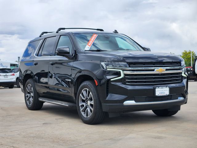 Used 2021 Chevrolet Tahoe LT w/ LT Signature Package AWD/4WD image 3