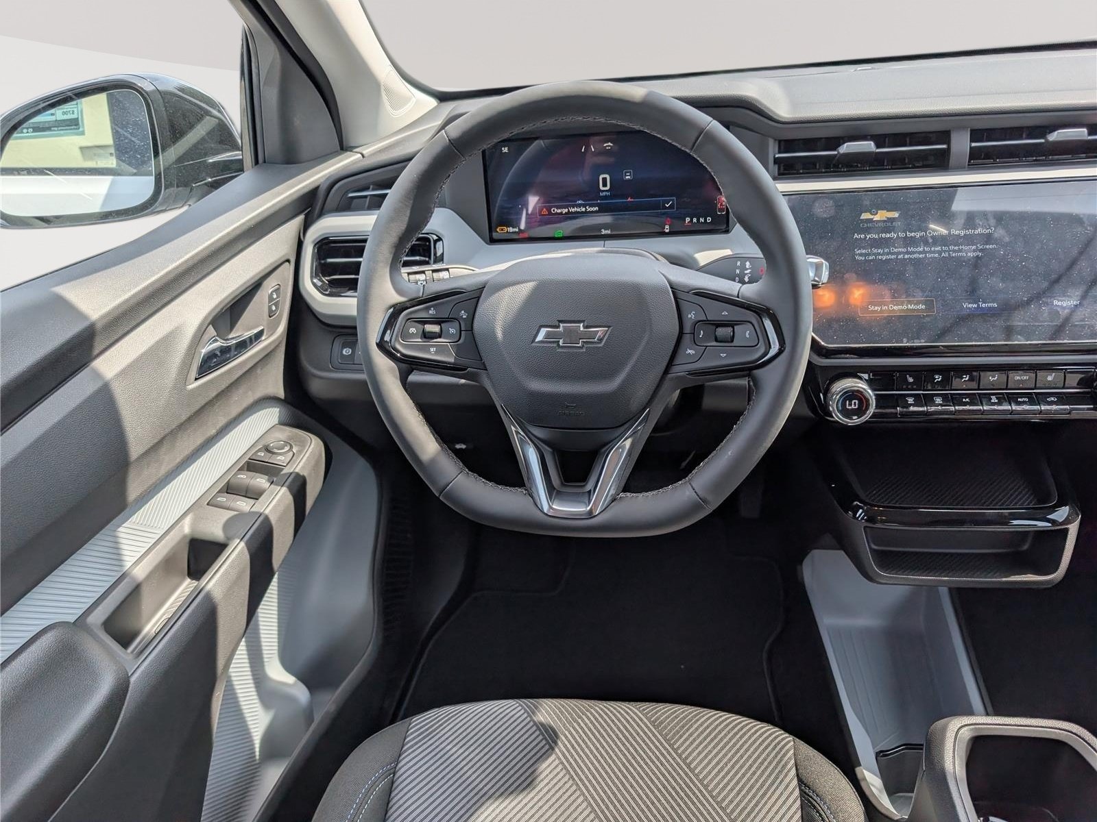 New 2027 Chevrolet Bolt LT w/ Comfort Package FWD image 12