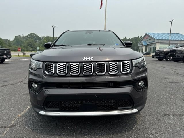 Used 2024 Jeep Compass Limited AWD/4WD image 19