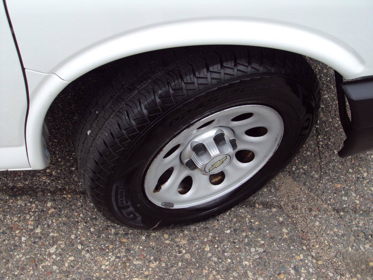 Used 2012 Chevrolet Express 1500 AWD image 31