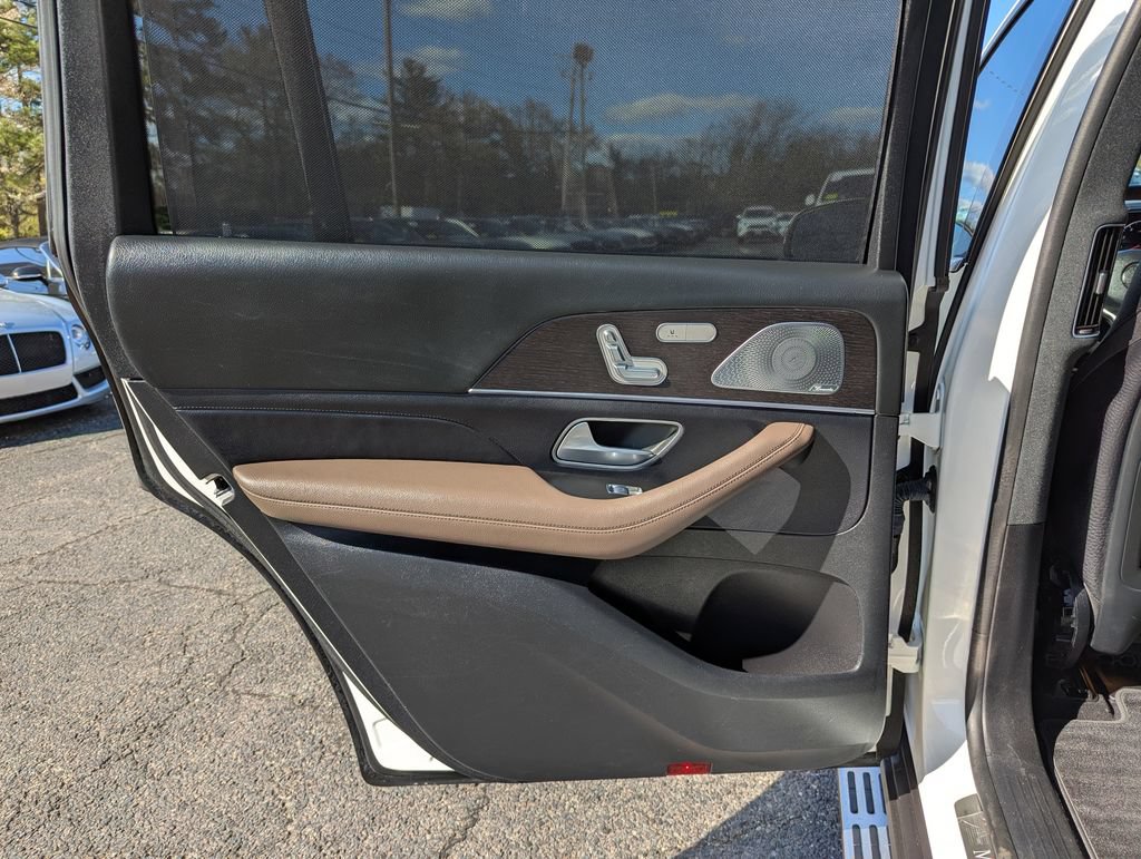 Used 2020 Mercedes-Benz GLS 450 4MATIC image 40