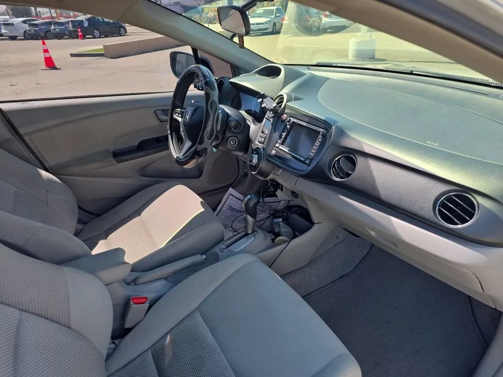Used 2011 Honda Insight EX image 9