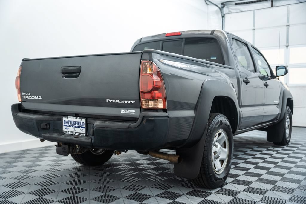 Used 2014 Toyota Tacoma PreRunner w/ Convenience Package RWD image 5