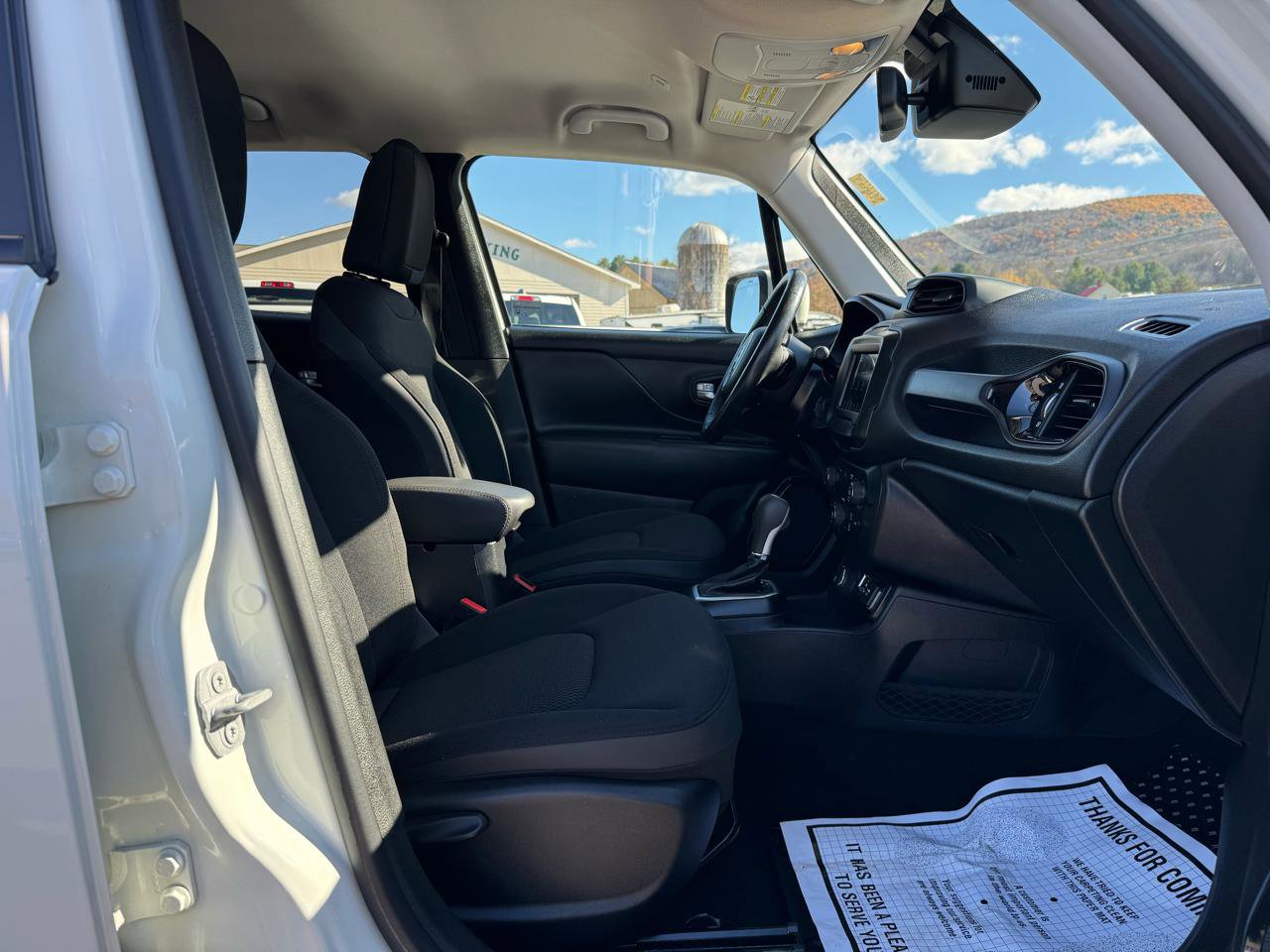 Used 2019 Jeep Renegade Altitude w/ Quick Order Package 2XM image 28