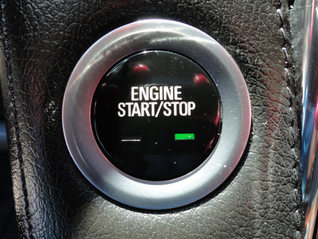 Used 2015 Cadillac Escalade Premium RWD image 38