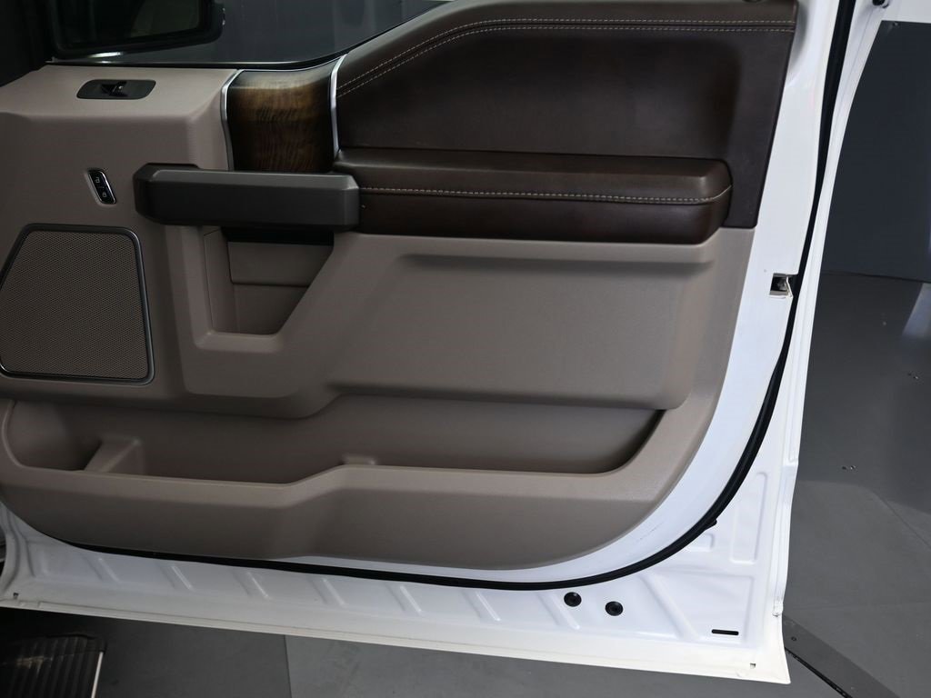 Used 2020 Ford F150 Limited w/ Trailer Tow Package image 38