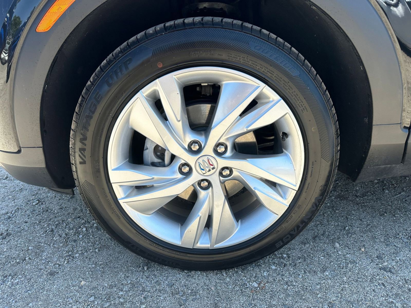 Used 2025 Buick Encore GX Preferred image 29