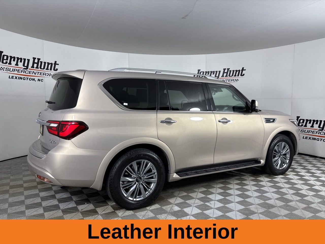 Used 2021 INFINITI QX80 Luxe image 6