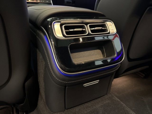 Used 2022 Mercedes-Benz S 500 4MATIC w/ AMG Line Package image 38