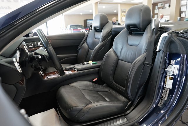 Used 2015 Mercedes-Benz SL 550 image 3