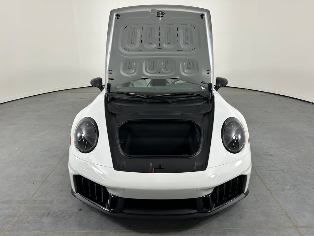 Certified 2025 Porsche 911 Carrera GTS RWD image 27