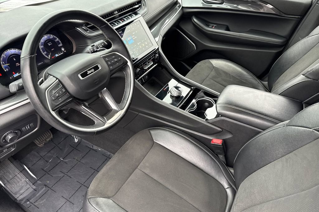 Used 2022 Jeep Grand Cherokee Altitude image 5