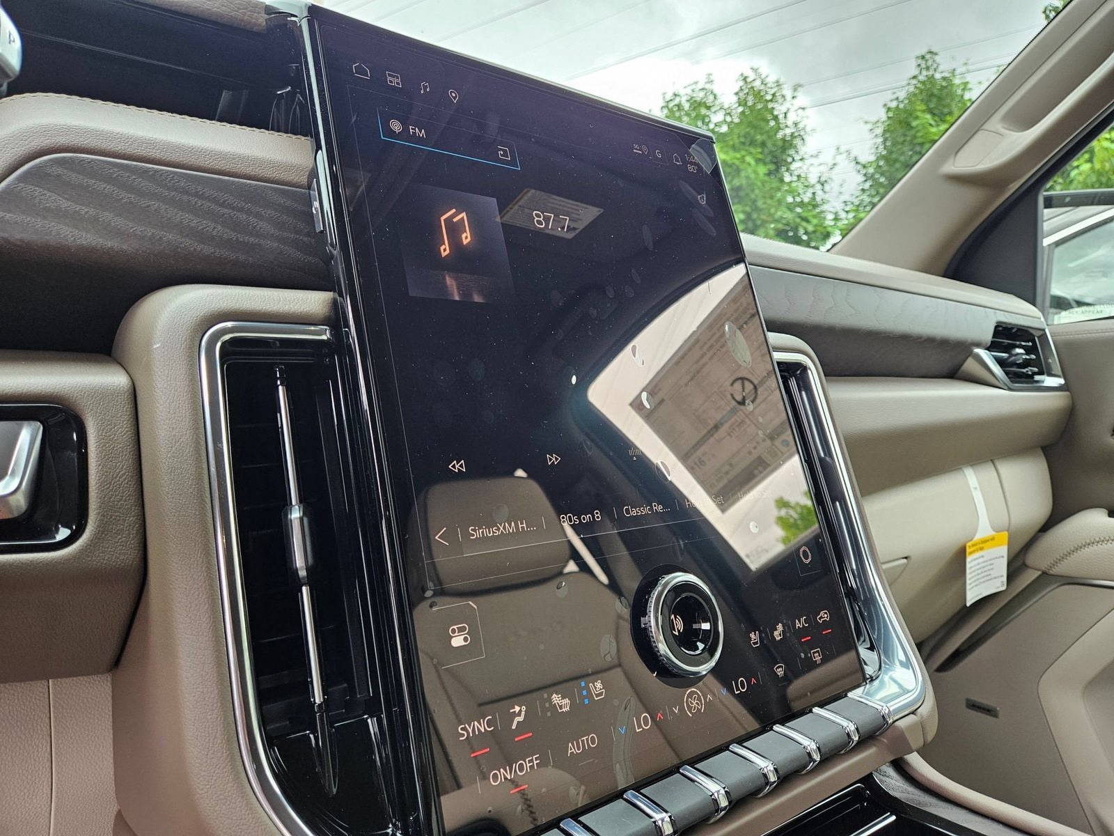 New 2026 GMC Yukon Denali AWD/4WD image 18