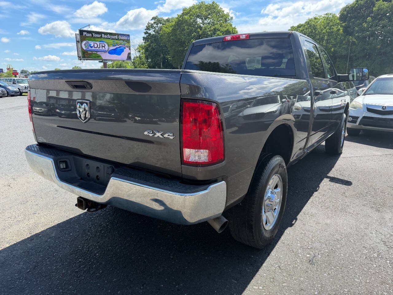 Used 2018 RAM 2500 Tradesman w/ Chrome Appearance Group AWD/4WD image 11