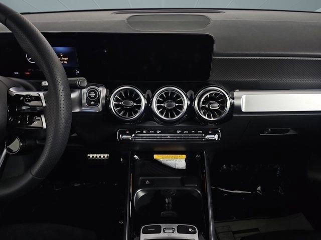 New 2025 Mercedes-Benz GLB 35 AMG 4MATIC image 24