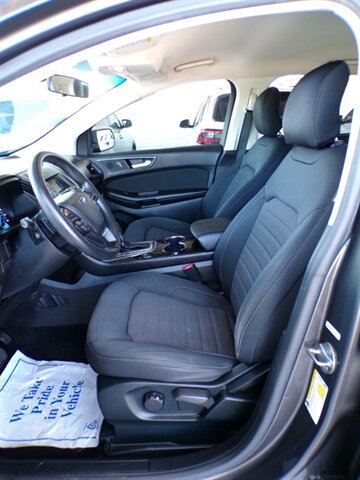 Used 2015 Ford Edge SE FWD image 16