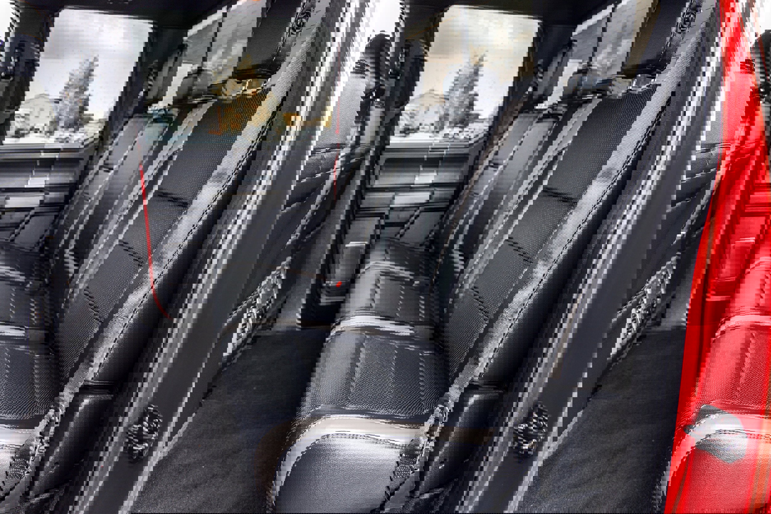 Used 2018 Ford F150 Raptor w/ Equipment Group 802A Luxury image 12