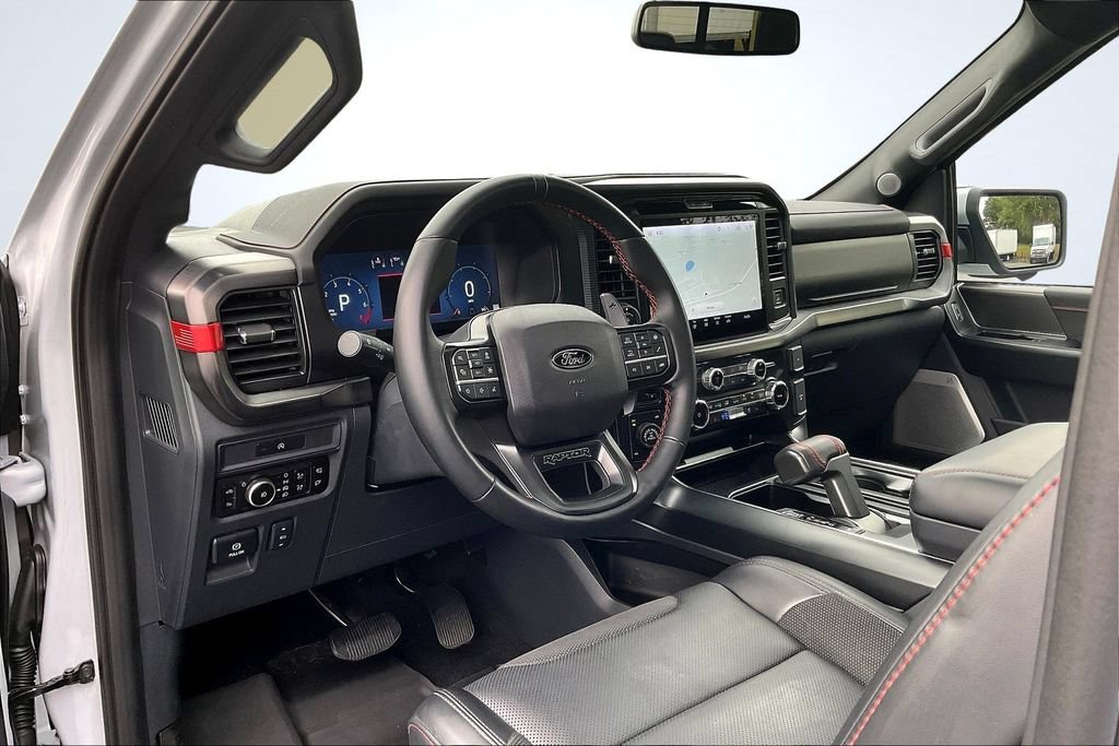 Used 2025 Ford F150 Raptor AWD/4WD image 19