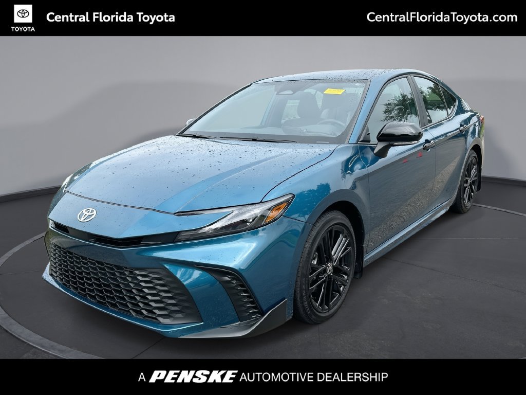 Used 2025 Toyota Camry SE