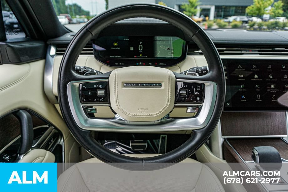 Used 2025 Land Rover Range Rover Long Wheelbase SE AWD/4WD image 29