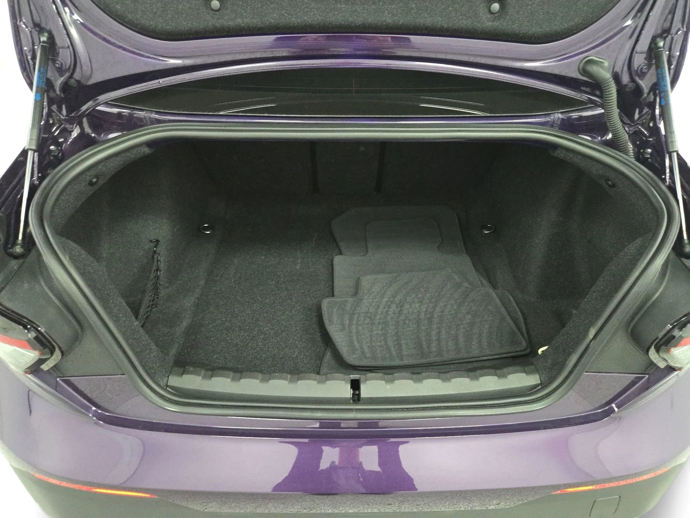 Used 2023 BMW 230i xDrive Coupe w/ Premium Package image 13