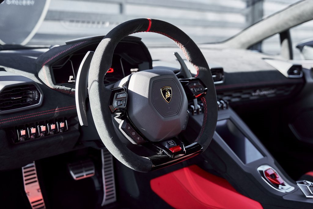 Used 2024 Lamborghini Huracan STO image 42