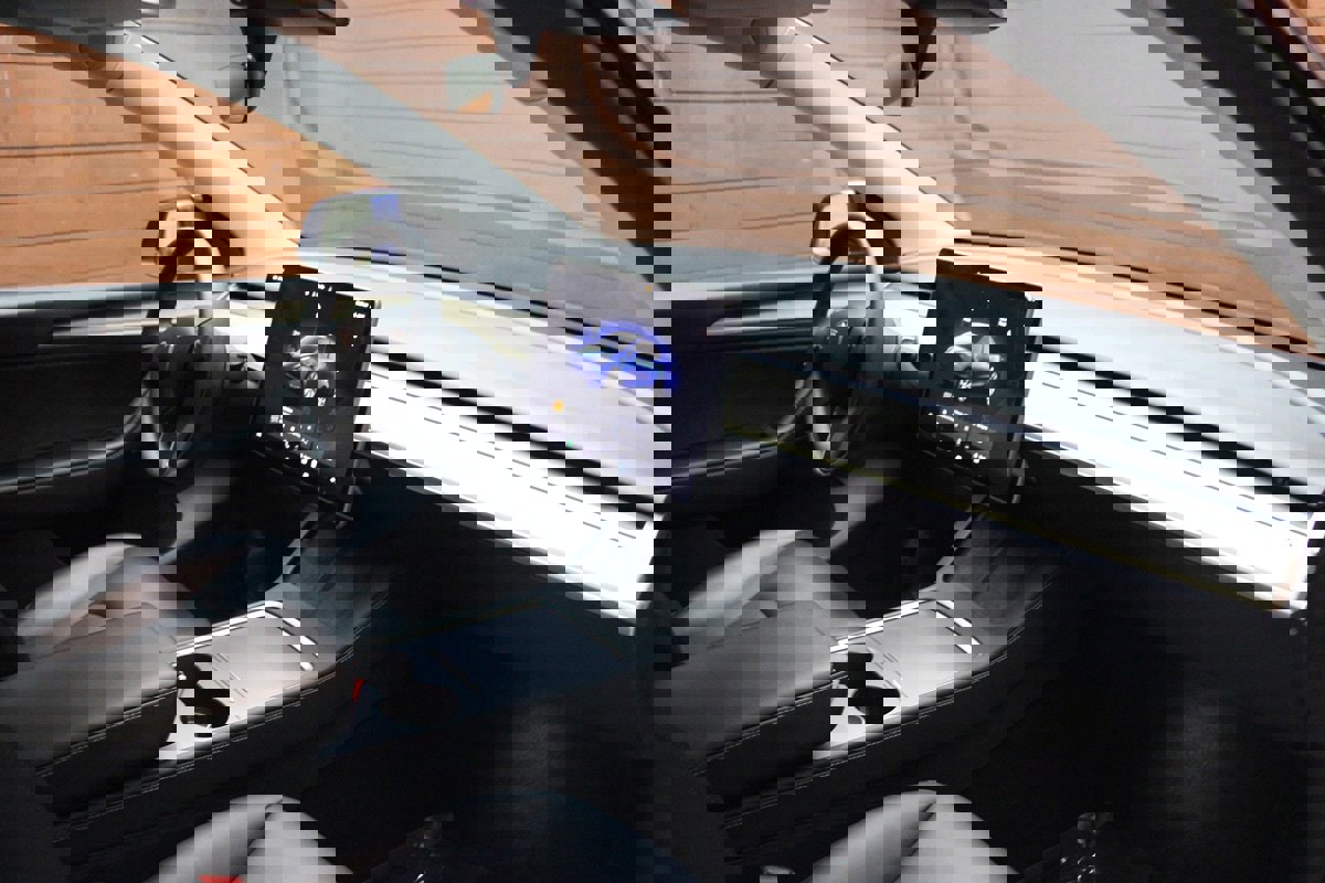 Used 2023 Tesla Model Y Long Range image 31