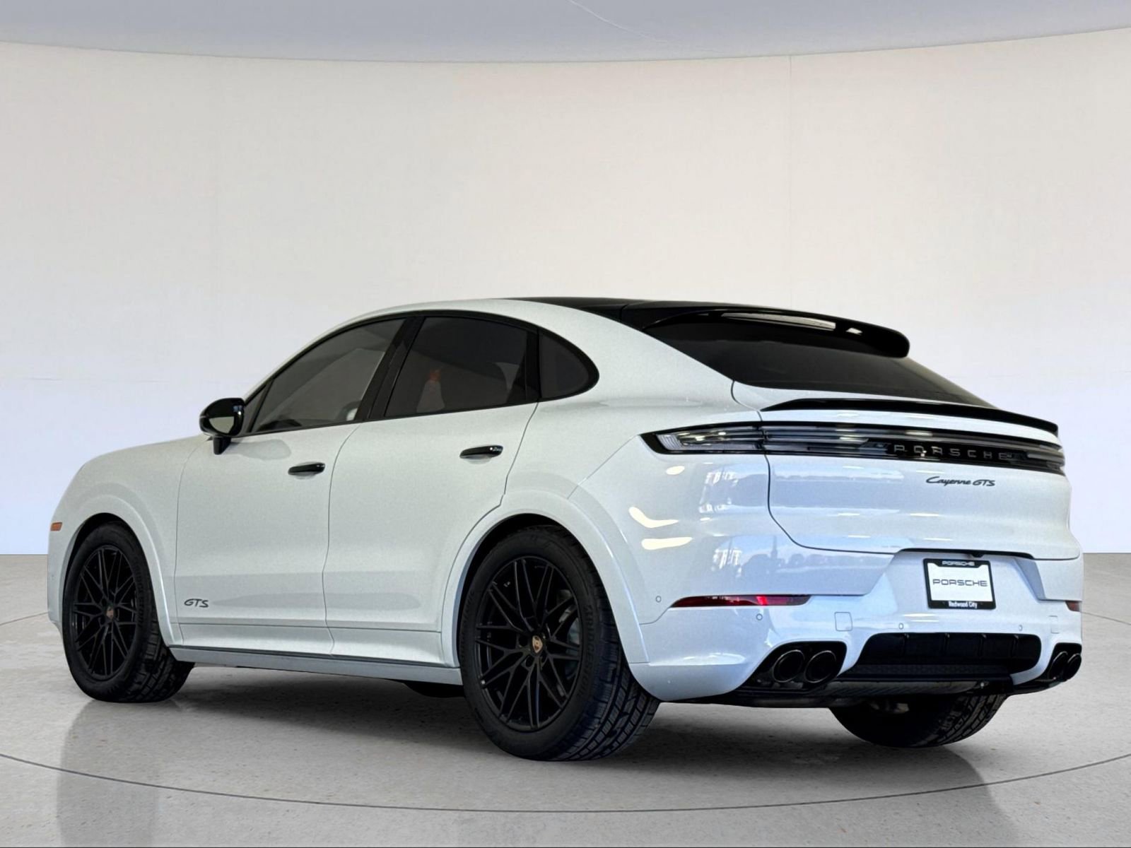 Certified 2026 Porsche Cayenne GTS image 3