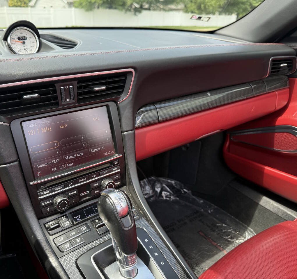 Used 2015 Porsche 911 Turbo S AWD/4WD image 22