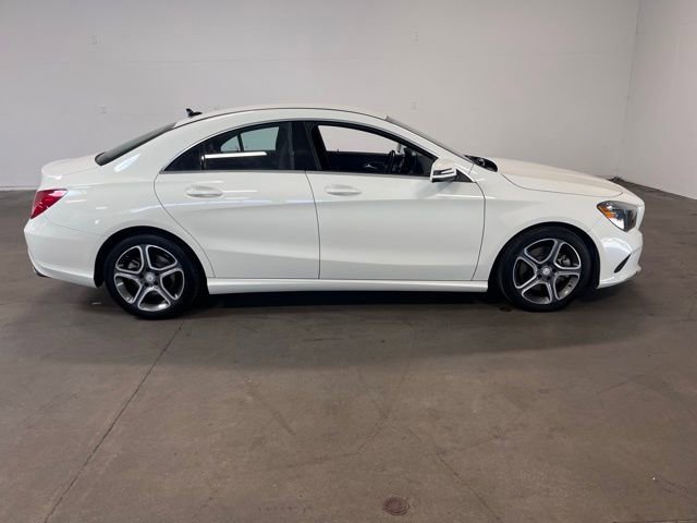 Used 2018 Mercedes-Benz CLA 250 image 2