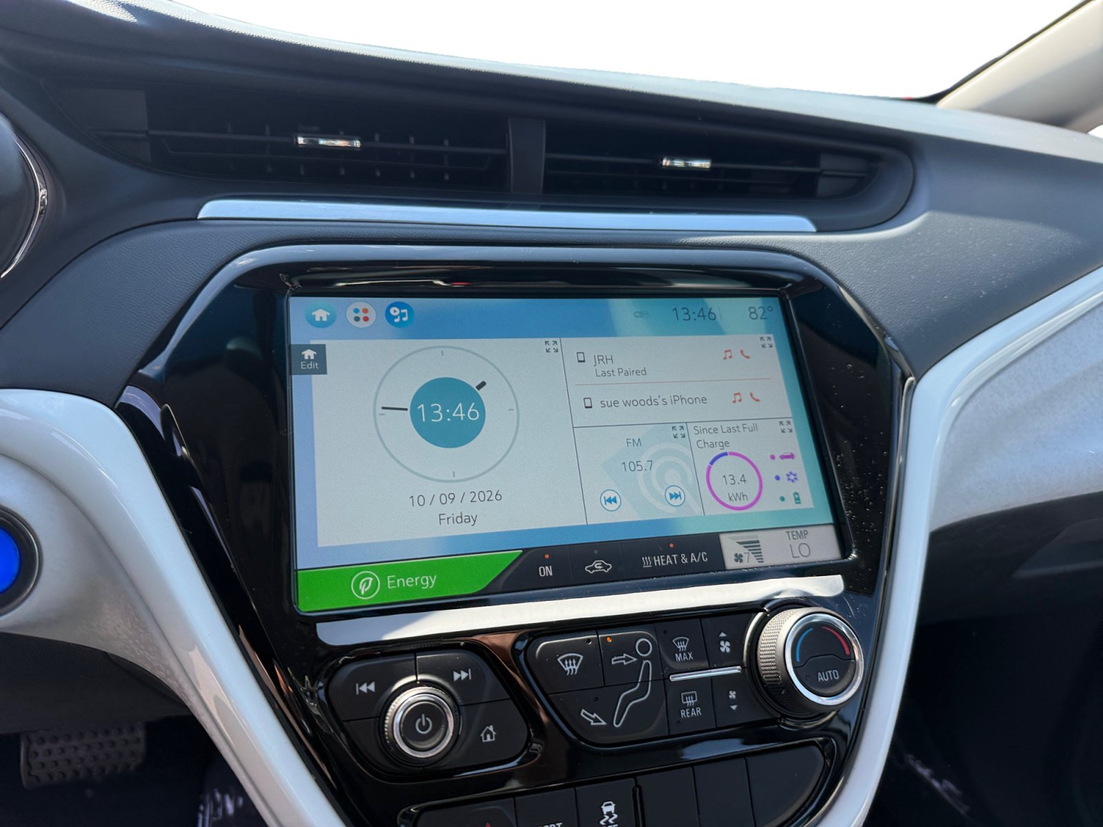 Used 2018 Chevrolet Bolt LT FWD image 12