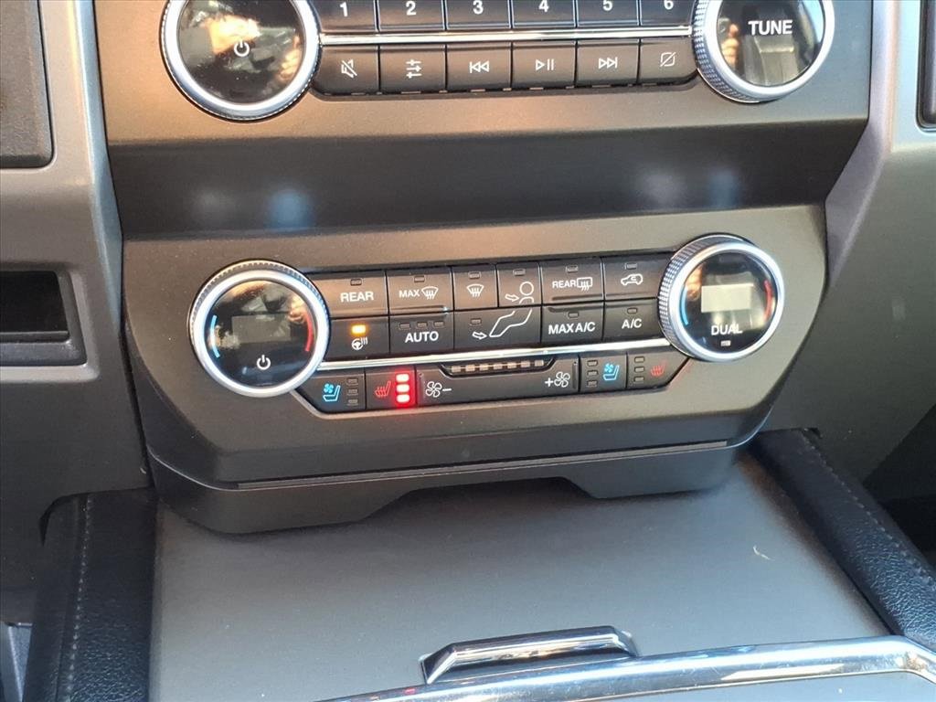 Used 2021 Ford Expedition XLT image 23