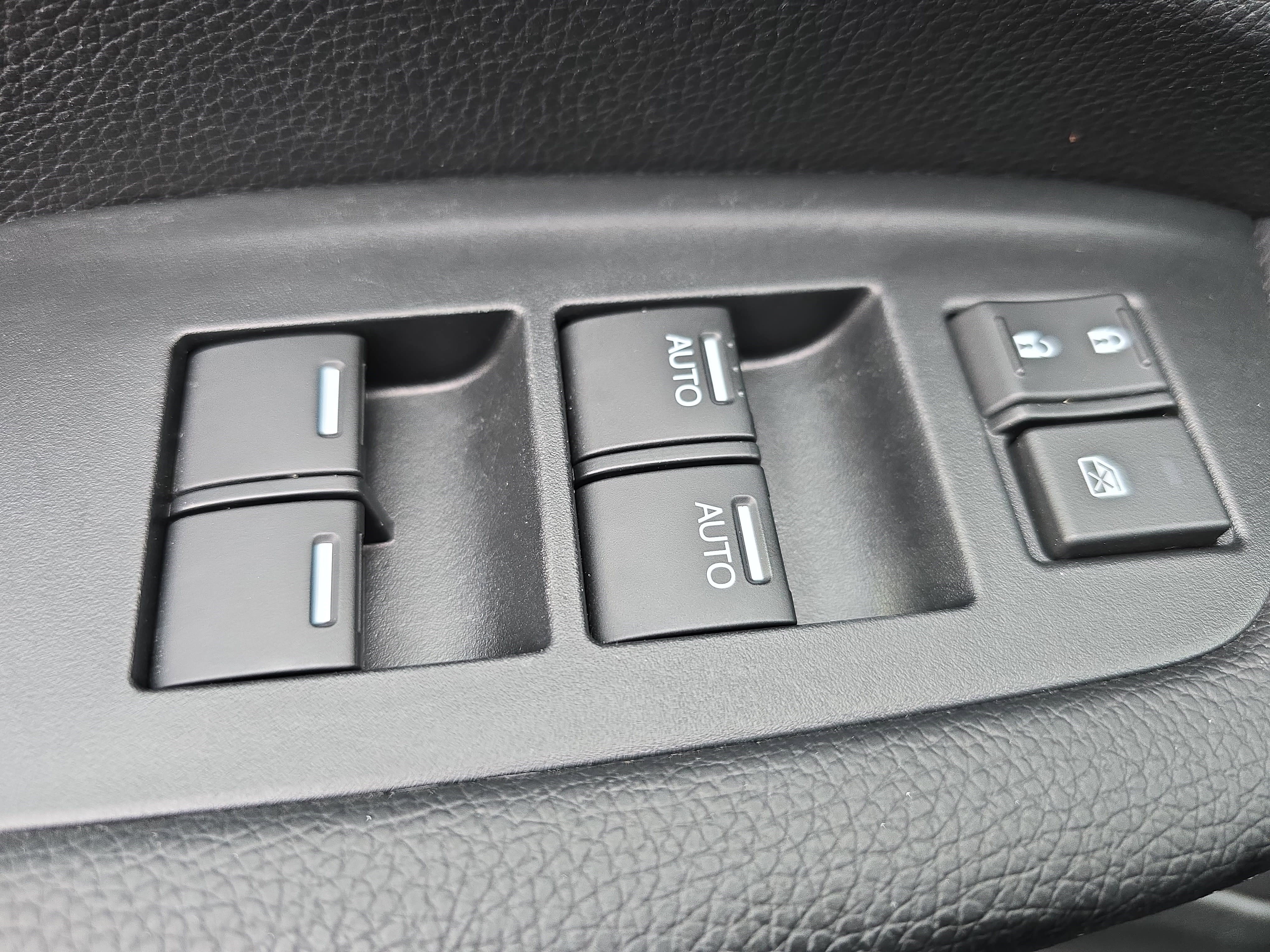 Certified 2023 Honda Passport EX-L image 28