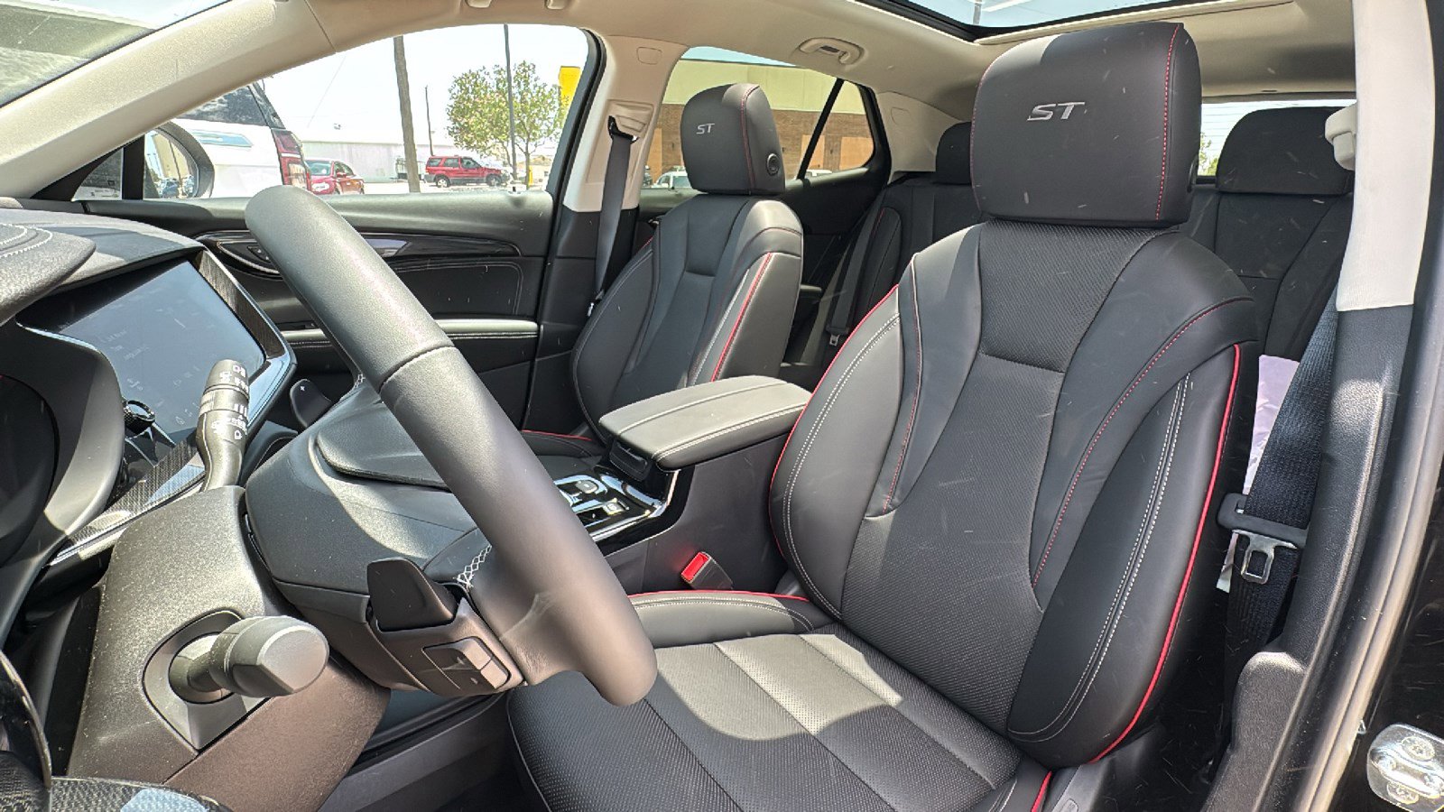 New 2023 Buick Envision Essence w/ Sport Touring Package AWD/4WD image 13