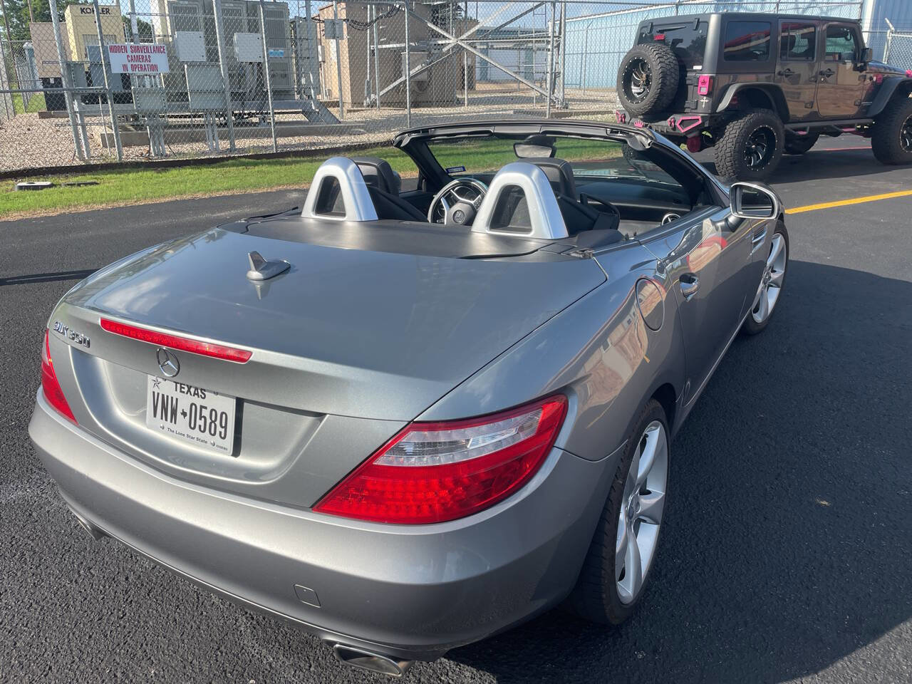 Used 2012 Mercedes-Benz SLK 350 w/ Premium I Pkg image 8