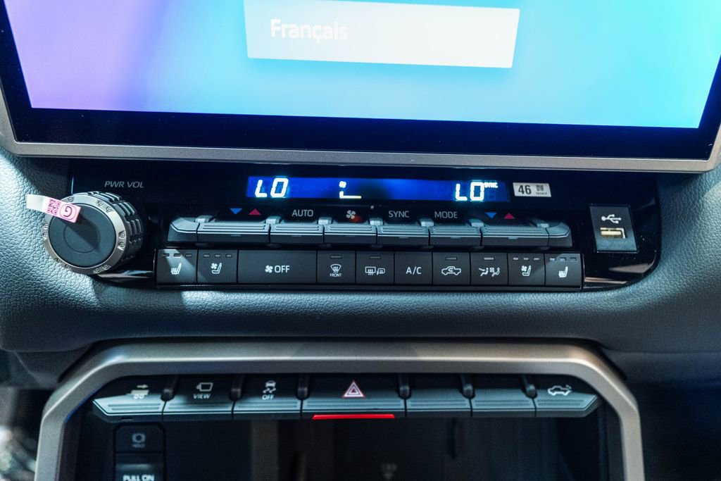 New 2026 Toyota Tundra Limited AWD/4WD image 30