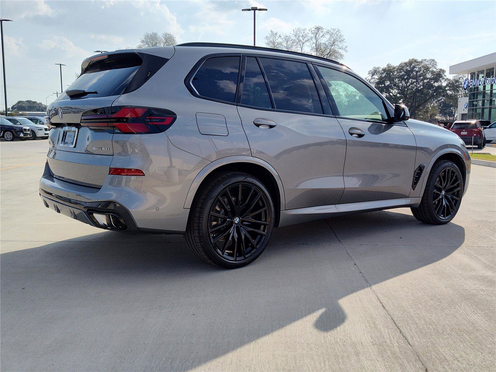 New 2026 BMW X5 sDrive40i w/ M Sport Package image 5
