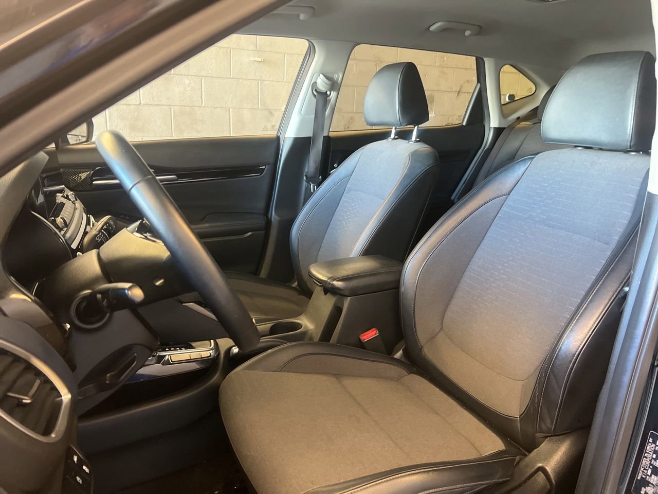 Used 2023 Kia Seltos S w/ Navigation Package FWD image 13