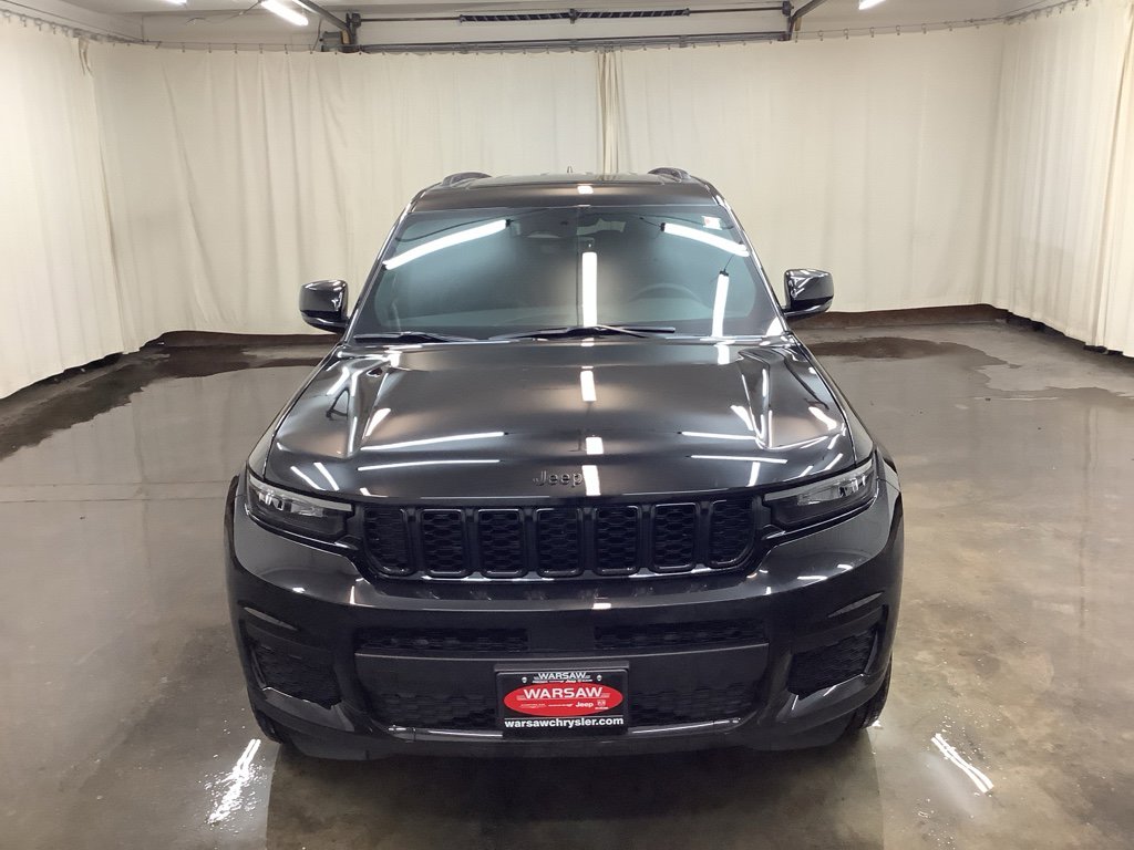 New 2025 Jeep Grand Cherokee L Altitude image 3