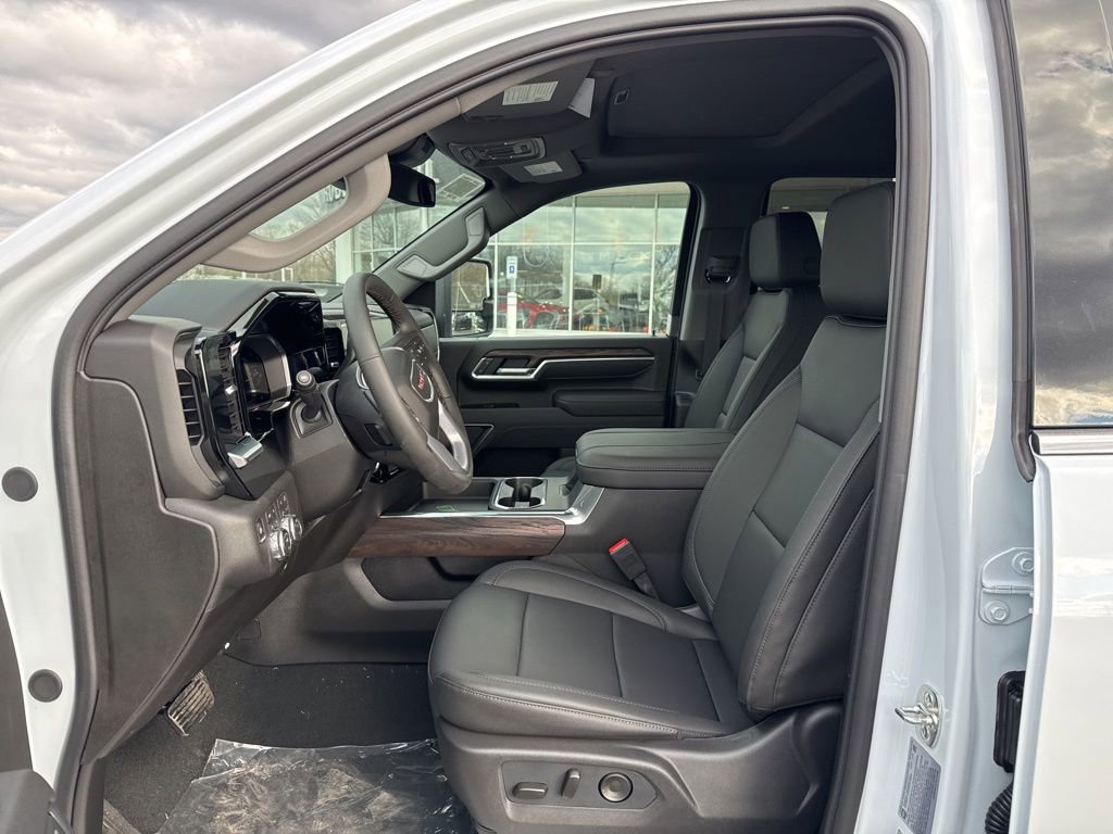 New 2026 GMC Sierra 2500 SLT w/ SLT Premium Package image 9