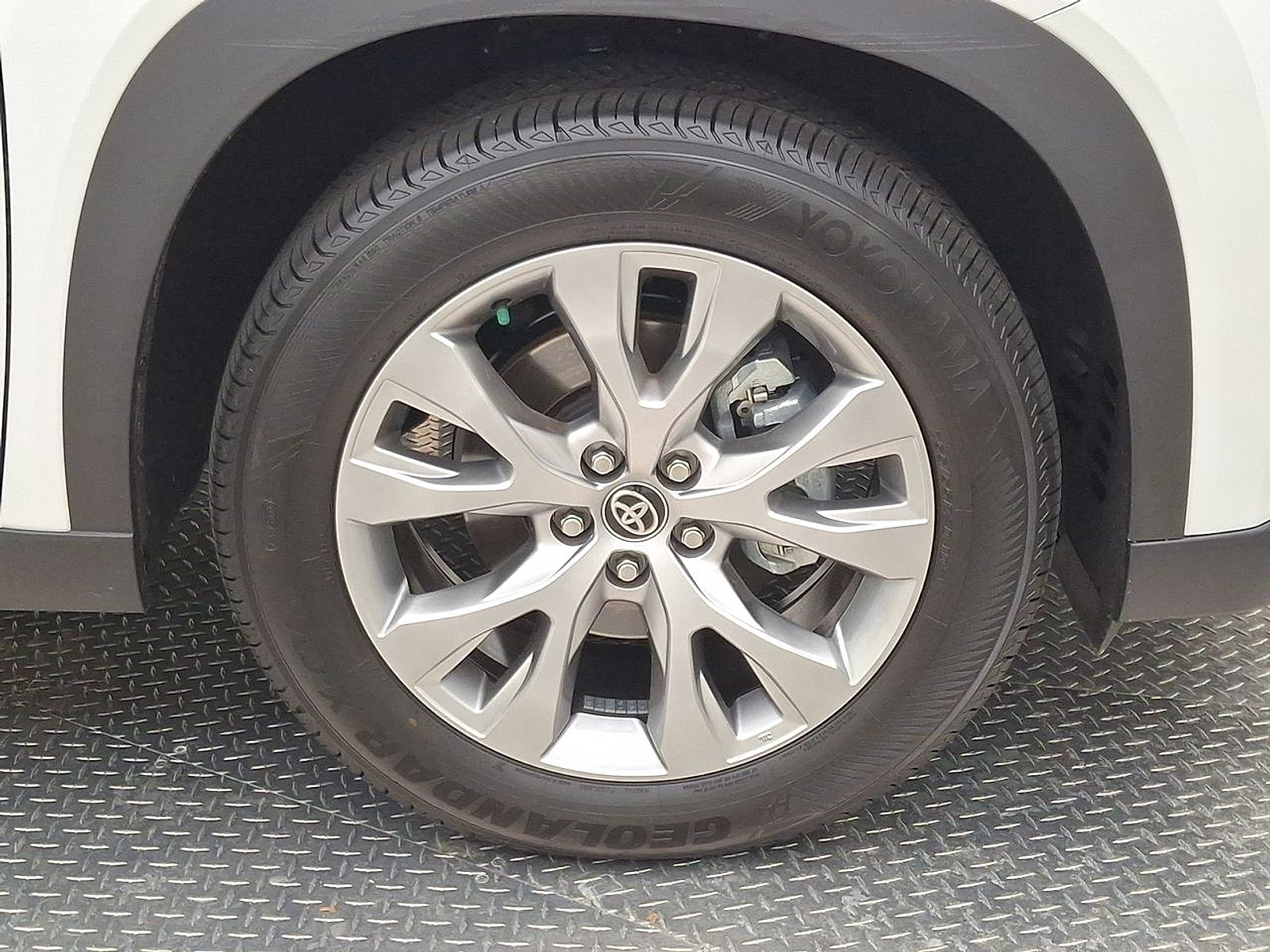 Certified 2026 Toyota Grand Highlander AWD image 31