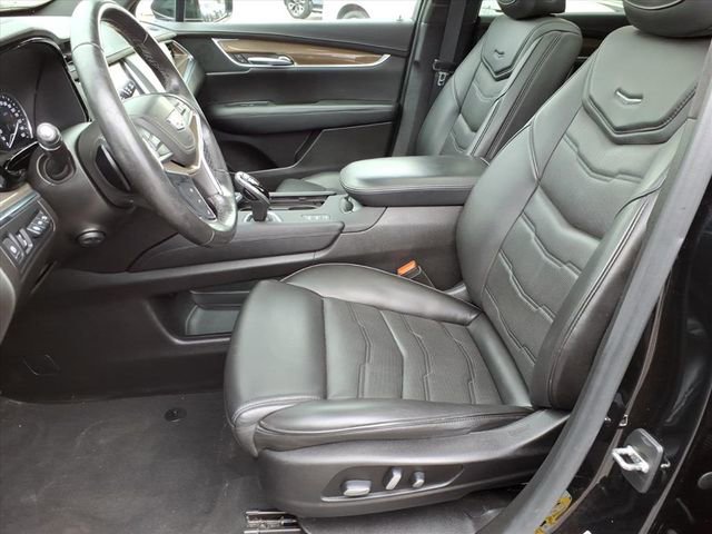 Used 2019 Cadillac XT5 Platinum image 5