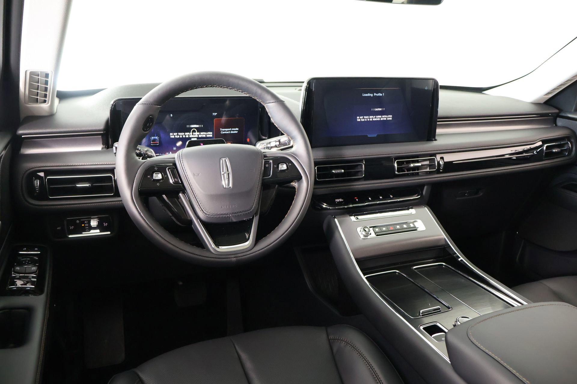 New 2026 Lincoln Aviator AWD image 2