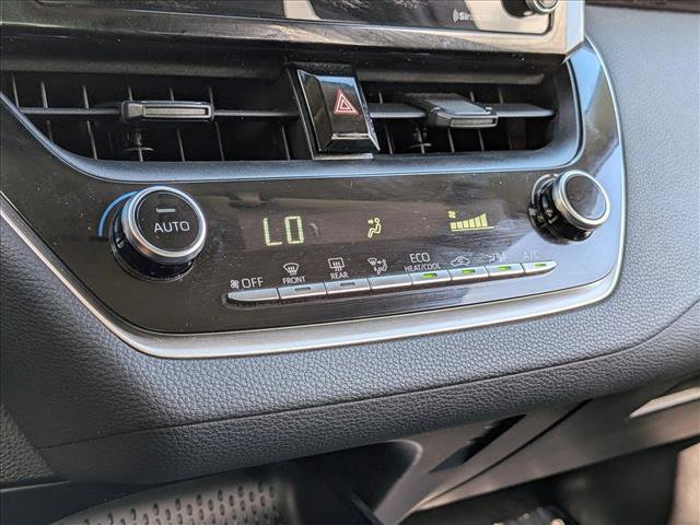 Used 2022 Toyota Corolla LE image 14