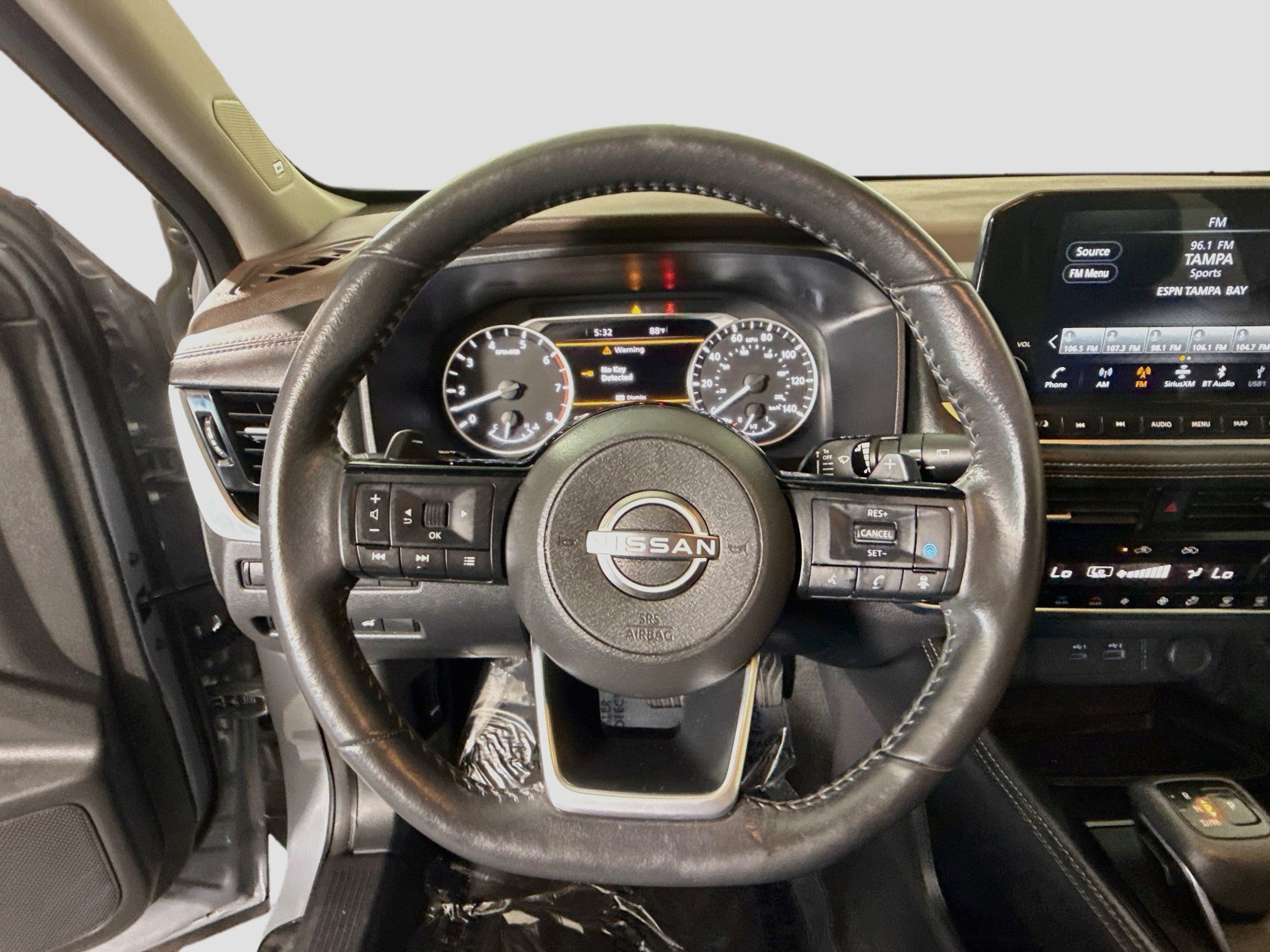 Used 2023 Nissan Rogue SL w/ SL Premium Package AWD/4WD image 13