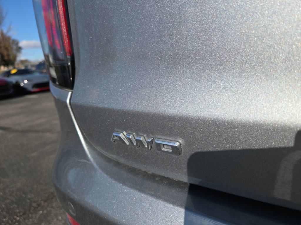 Used 2023 Cadillac XT6 Sport image 11